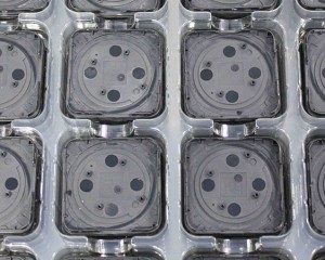 What are the advantages of small plastic accessories?