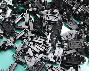 What are the core advantages of injection molded products?