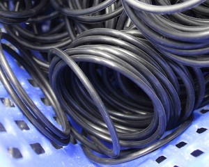What are the differences between liquid silicone O-rings and traditional vulcanized silicone O-rings