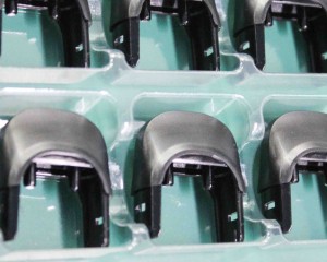 What are the requirements for the design and use of electronic plastic accessories?